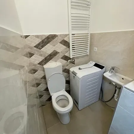 Brendon Apartman Apartman *