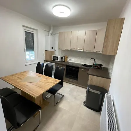 Lägenhet Brendon Apartman Siófok
