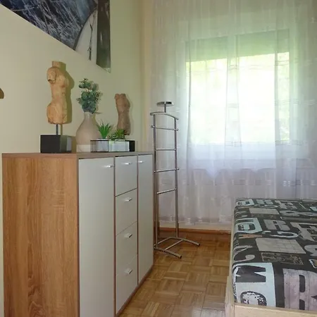 Lägenhet Brendon Apartman *