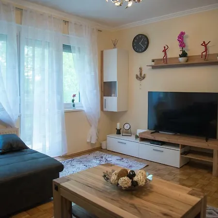 Lägenhet Brendon Apartman *